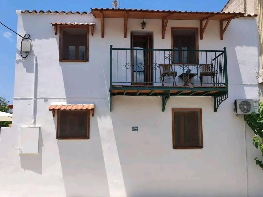 Nikόla'S House Villa Mourniaí Exteriör bild